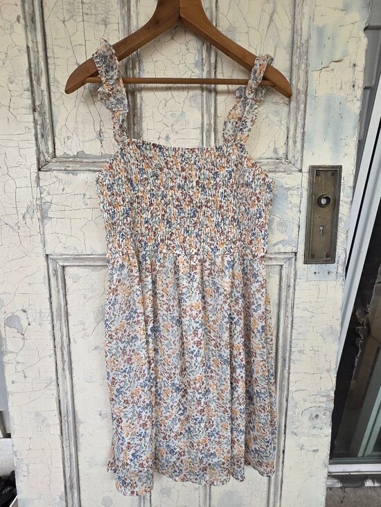 Hem & Thread Dresses & Skirts - Hem & Thread Floral Mini Dress Lined Size Large